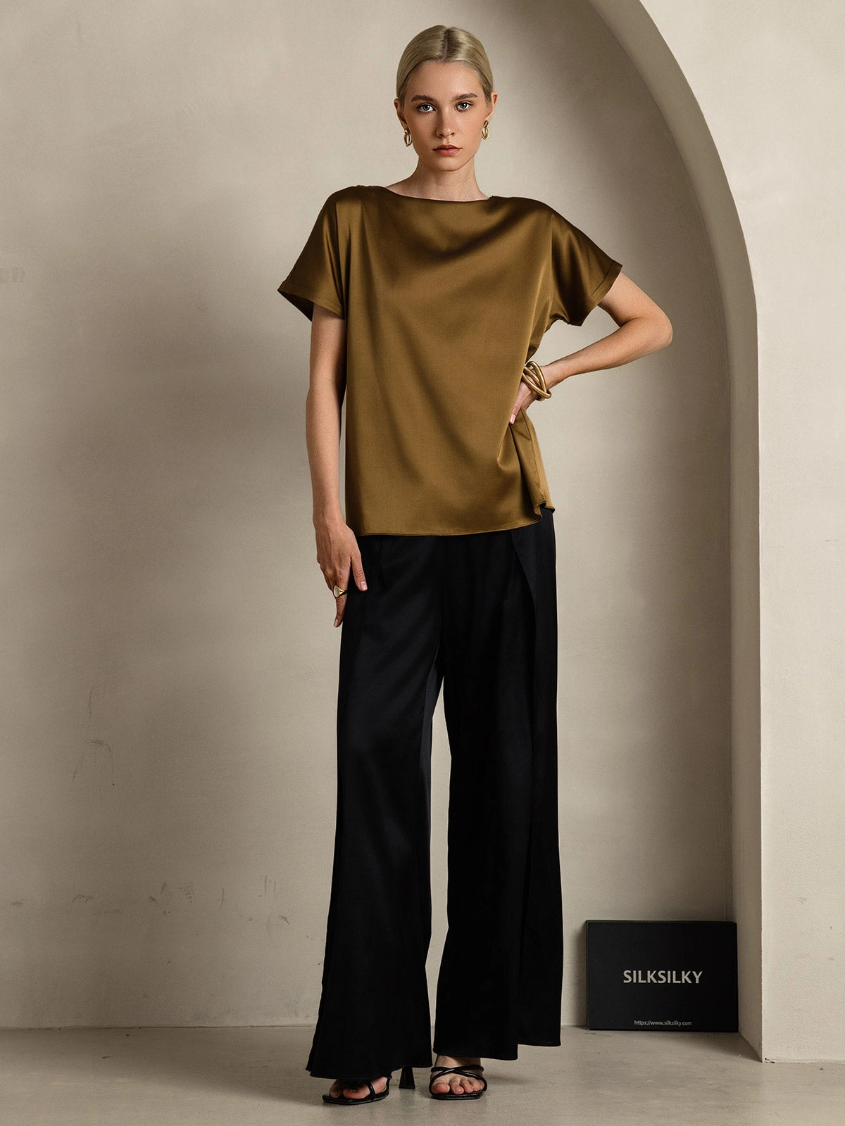 19Momme Silk Casual Short Sleeve T-Shirt
