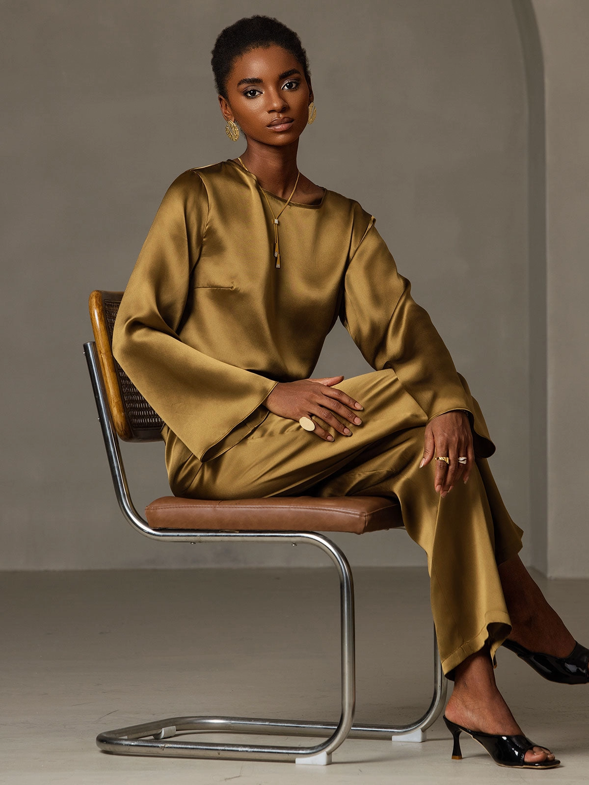 19Momme Silk Long-sleeved Blouse