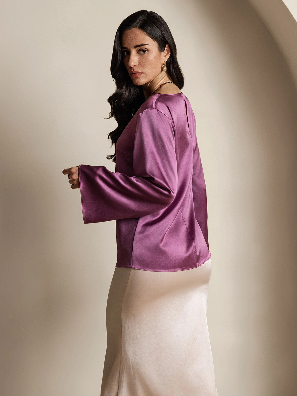 19Momme Silk Relaxed Long-sleeved Blouse