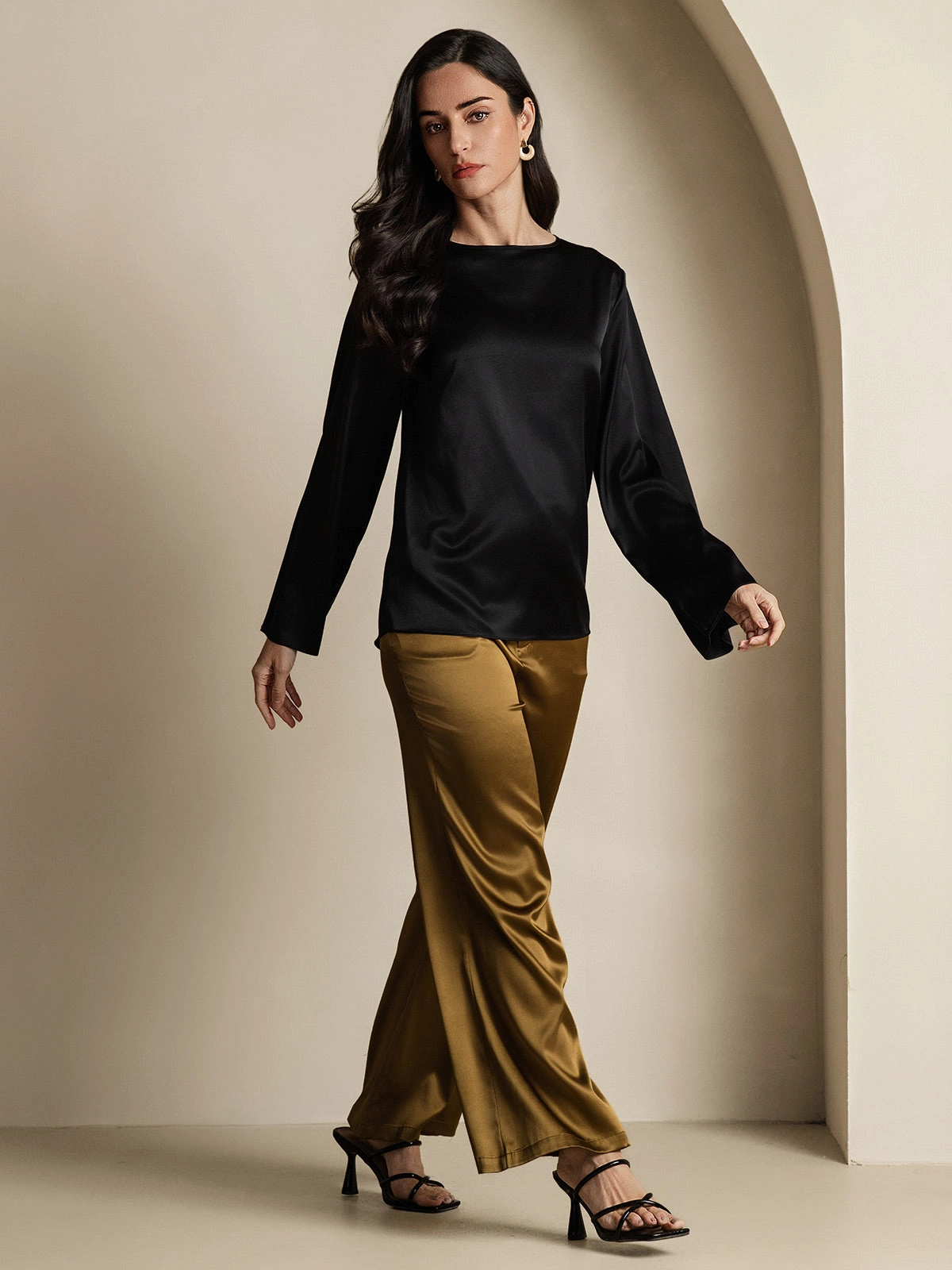 19Momme Silk Relaxed Long-sleeved Blouse