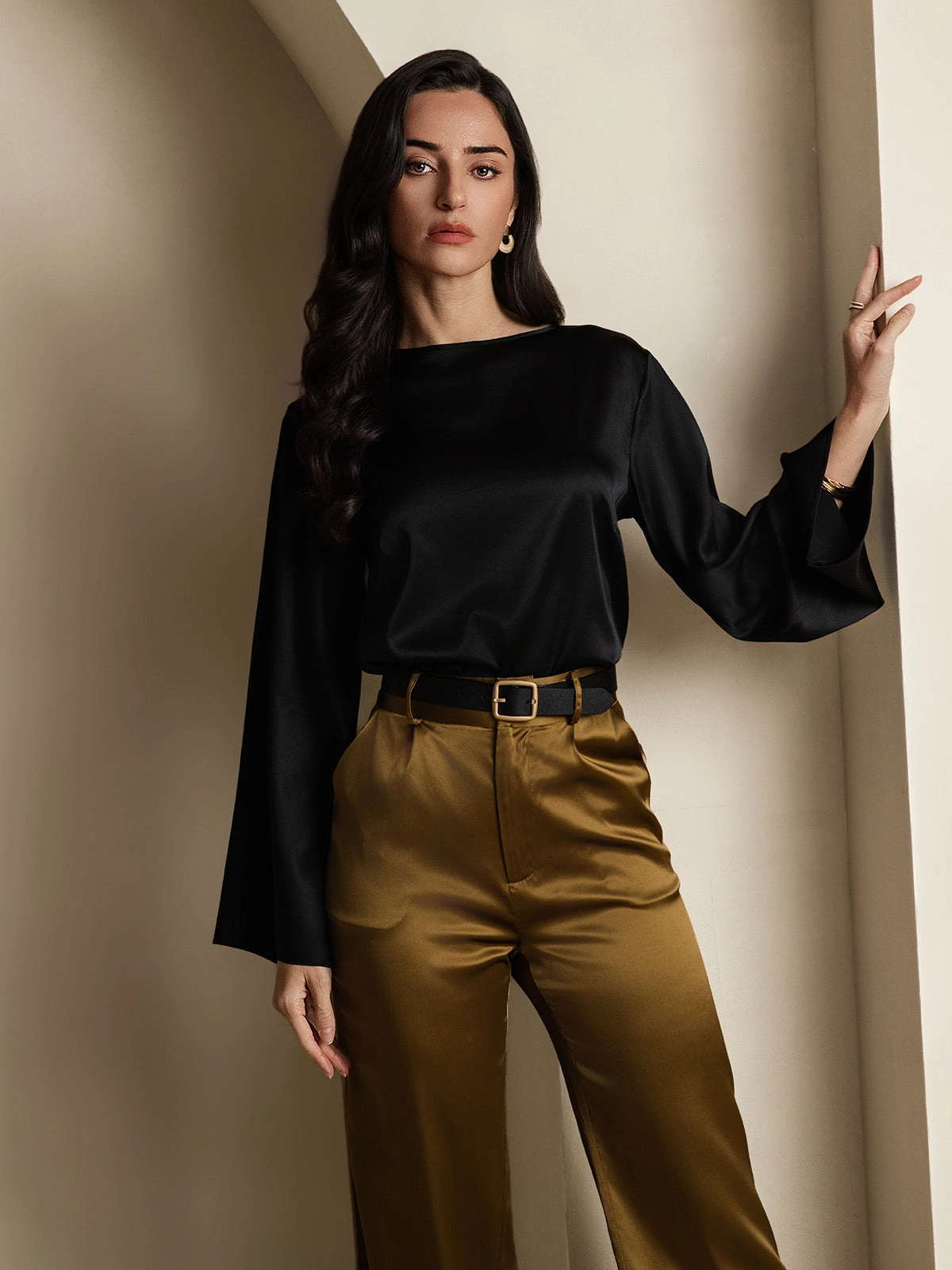 19Momme Silk Relaxed Long-sleeved Blouse