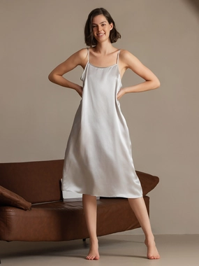 19Momme Silk Spaghetti Strap Relaxed Dress
