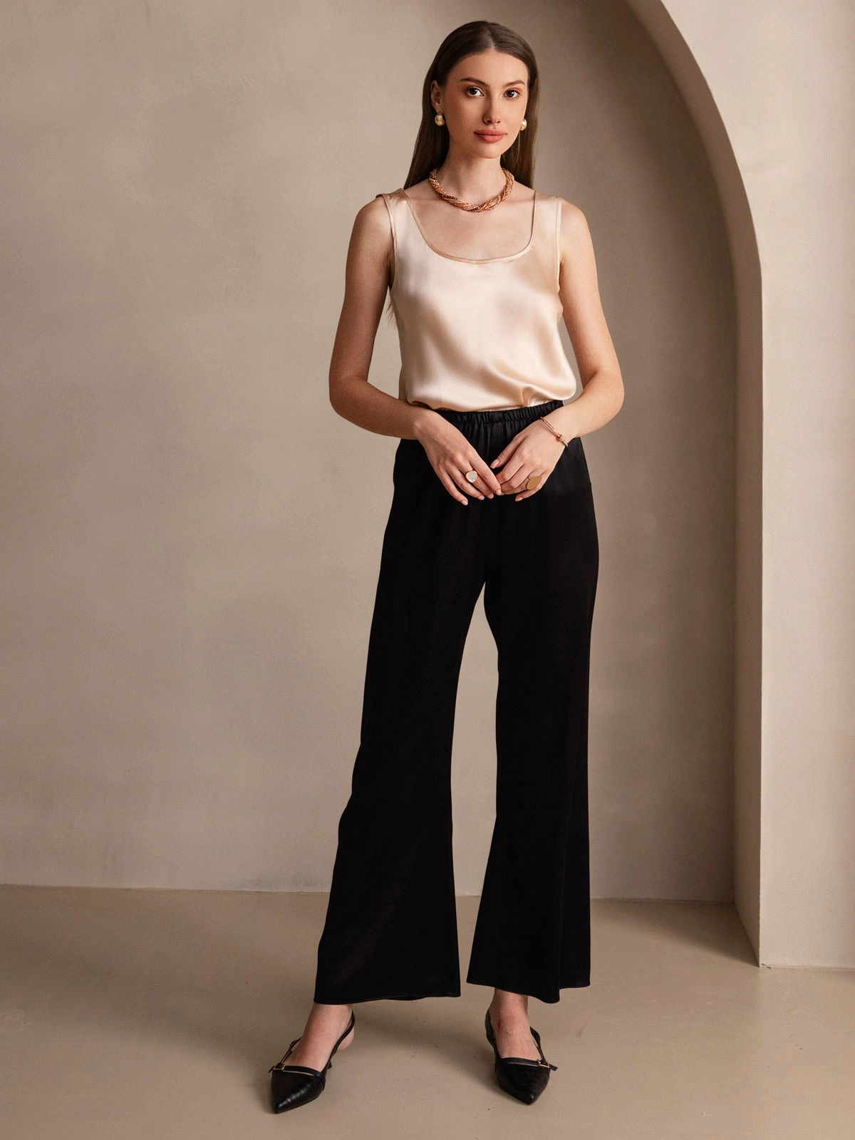 19Momme Silk U-neck Straps Tank Top