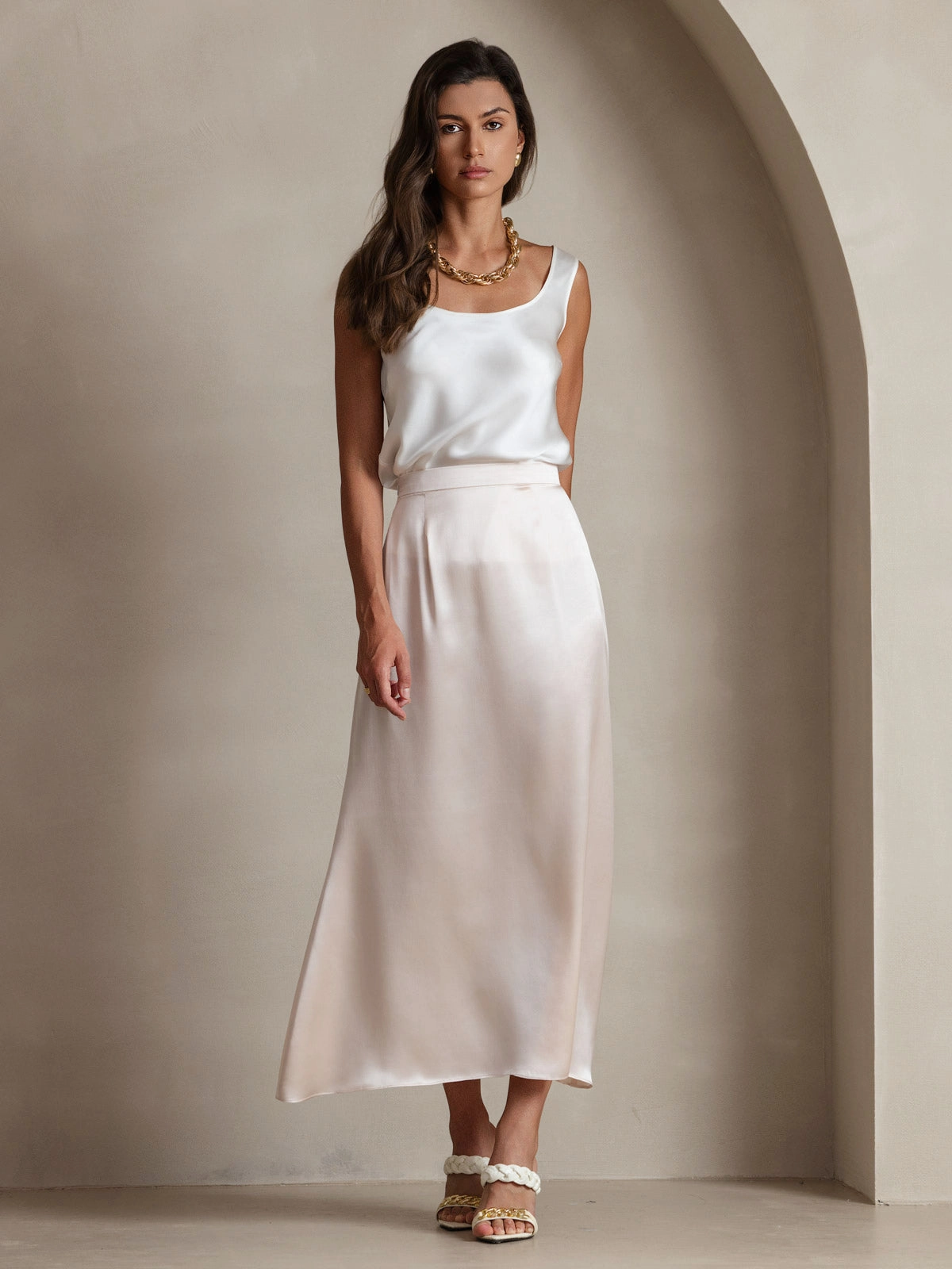19Momme Silk U-neck Straps Tank Top