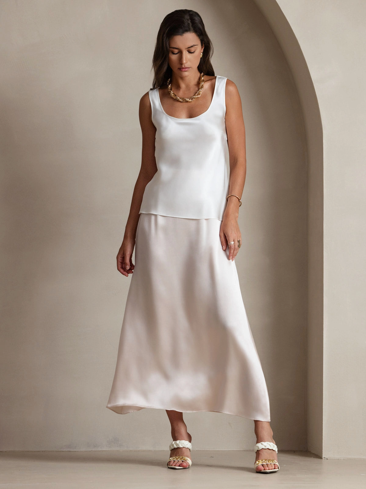 19Momme Silk U-neck Straps Tank Top