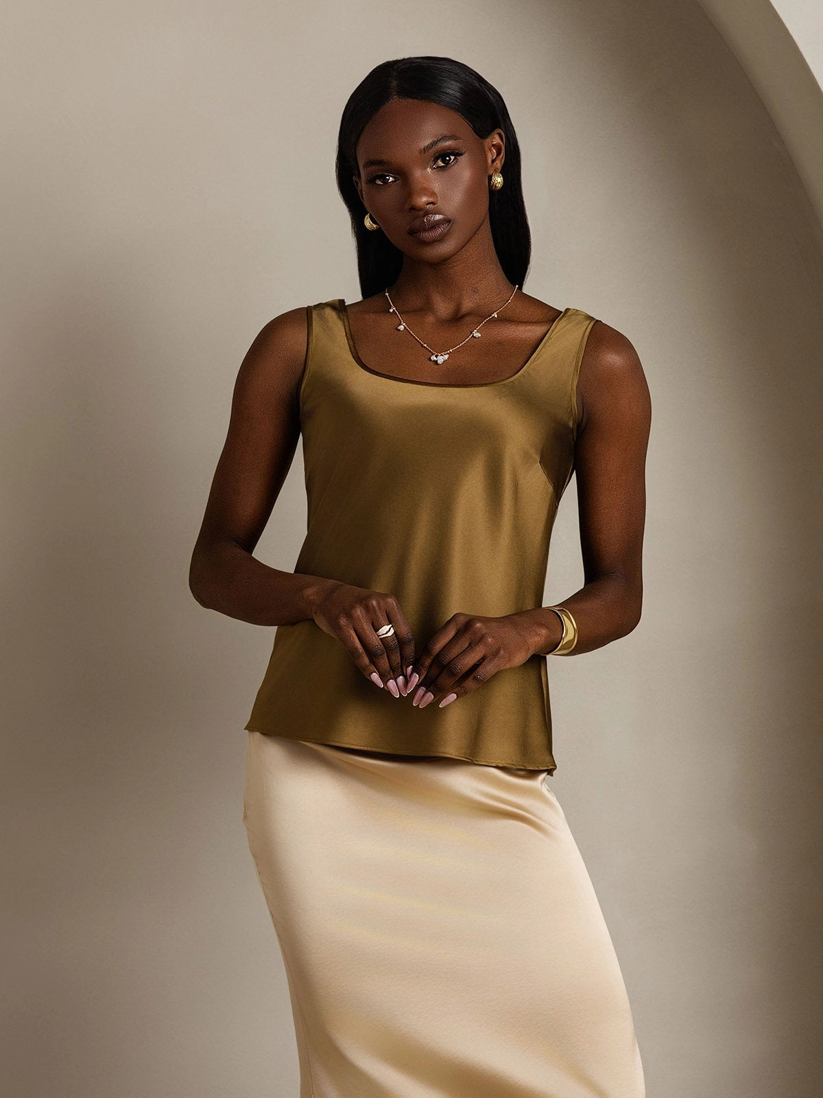 19Momme Silk U-neck Straps Tank Top