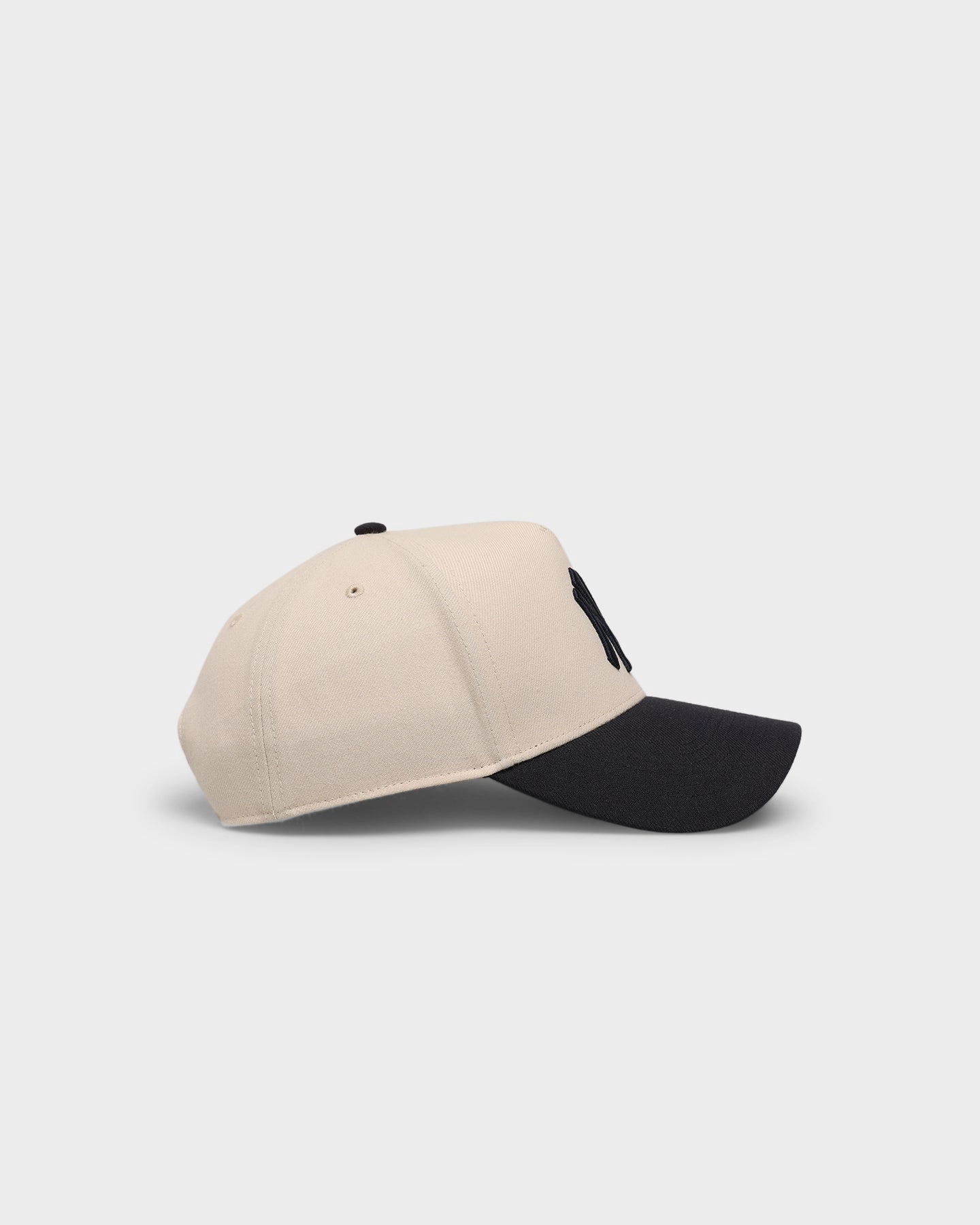 47 Brand New York Yankees 'Off White/Team Logo' MVP DT Snapback Natural