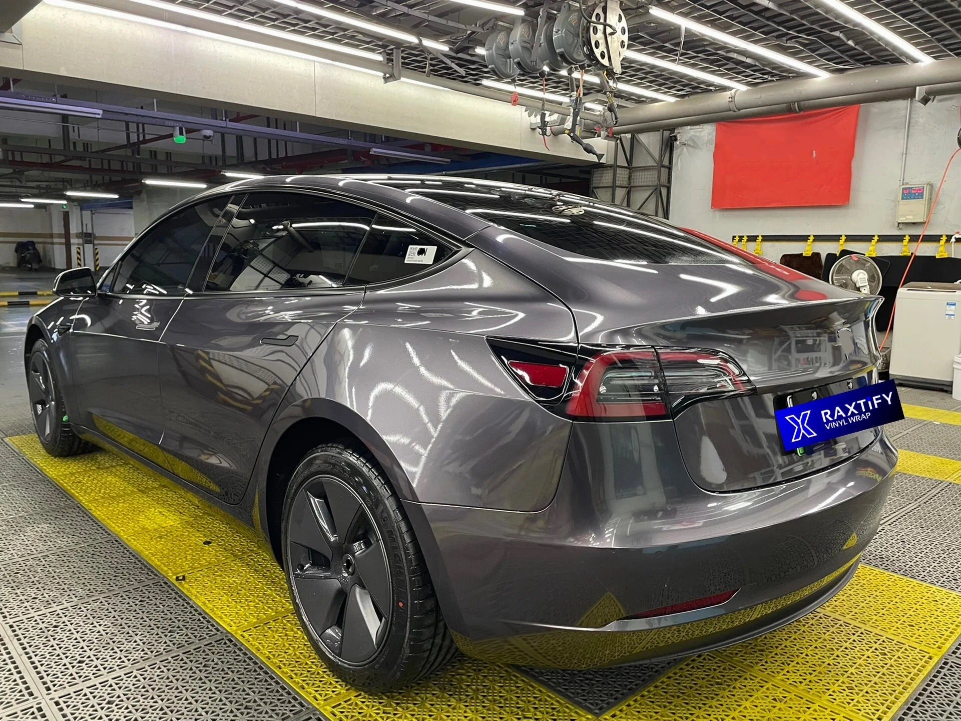 Gloss Metallic Dark Gray Vinyl Wrap