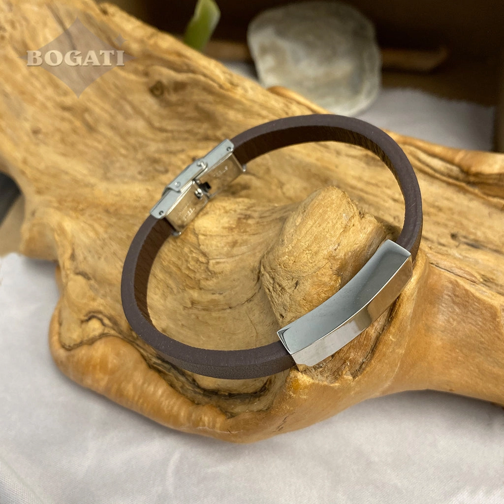 J-BRAC-07- Smooth Brown Leather Bracelet with Plaque