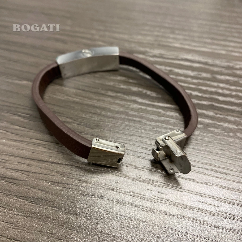 J-BRAC-07- Smooth Brown Leather Bracelet with Plaque