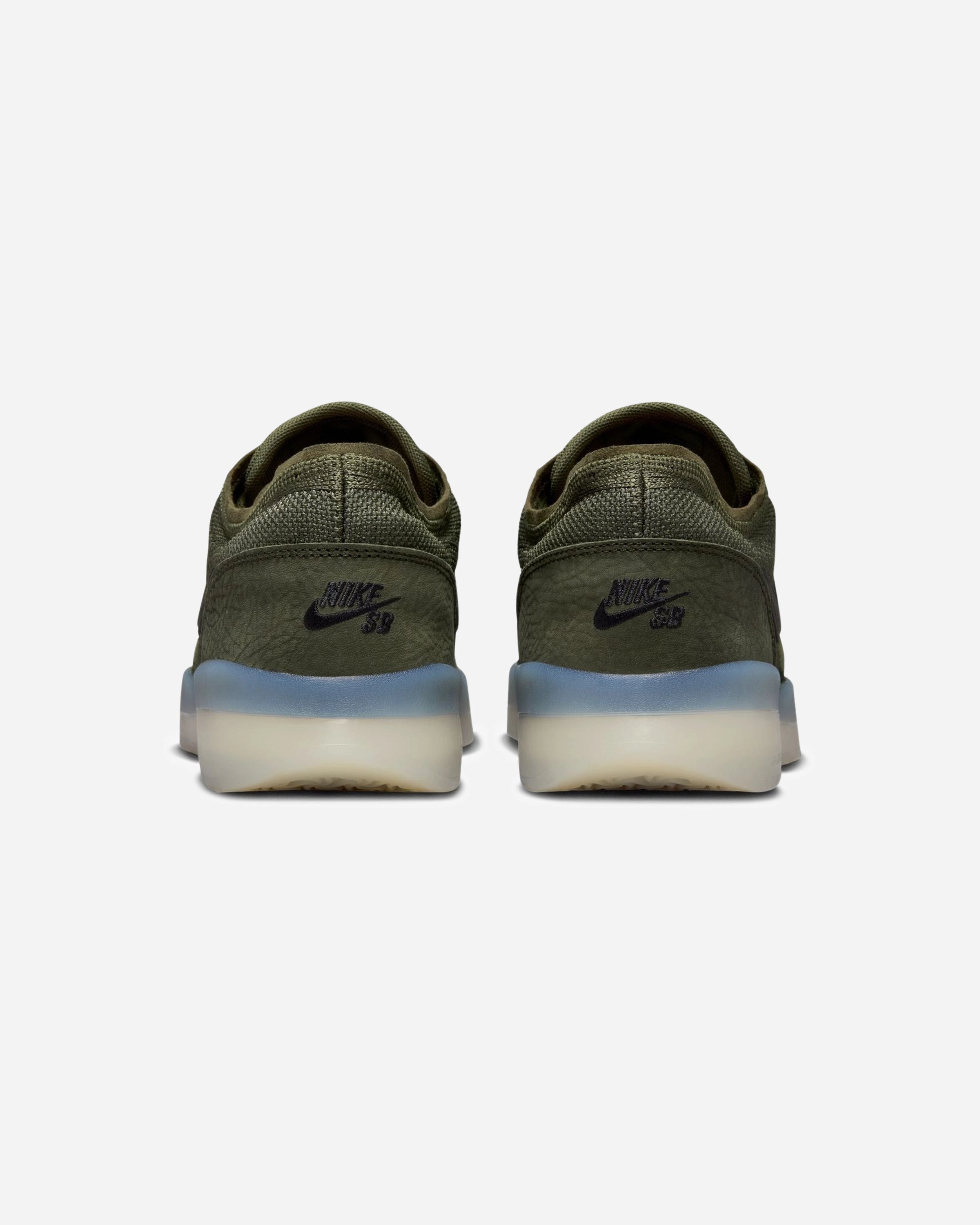 NIKE SB PS8 - SEQUIOA/ BLACK