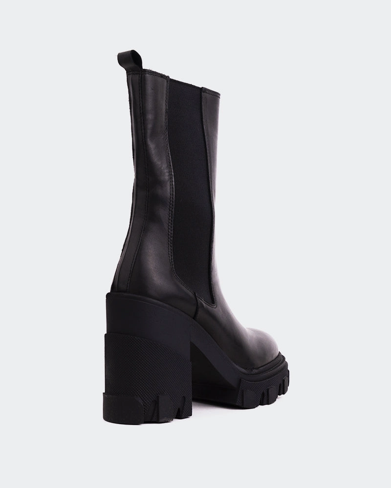 Rossland Black Leather