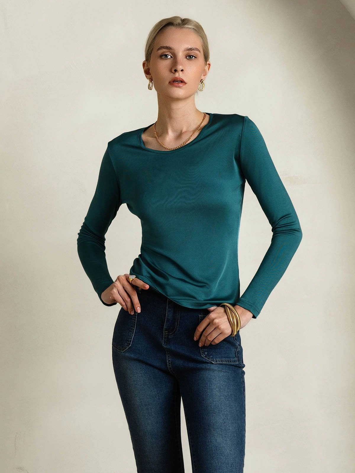 Silk Blend Round Neck Long-Sleeved T-Shirt
