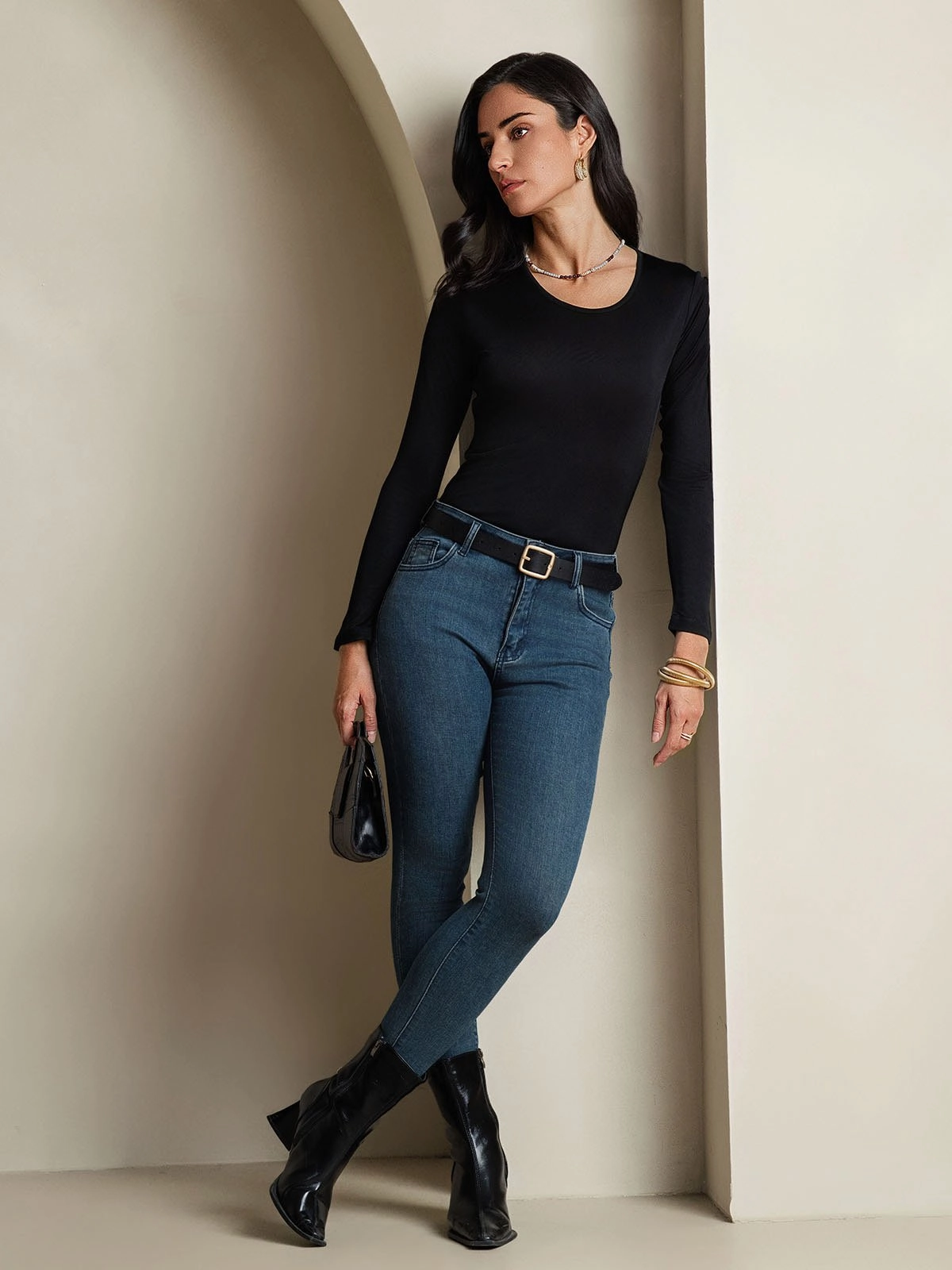 Silk Blend Round Neck Long-Sleeved T-Shirt