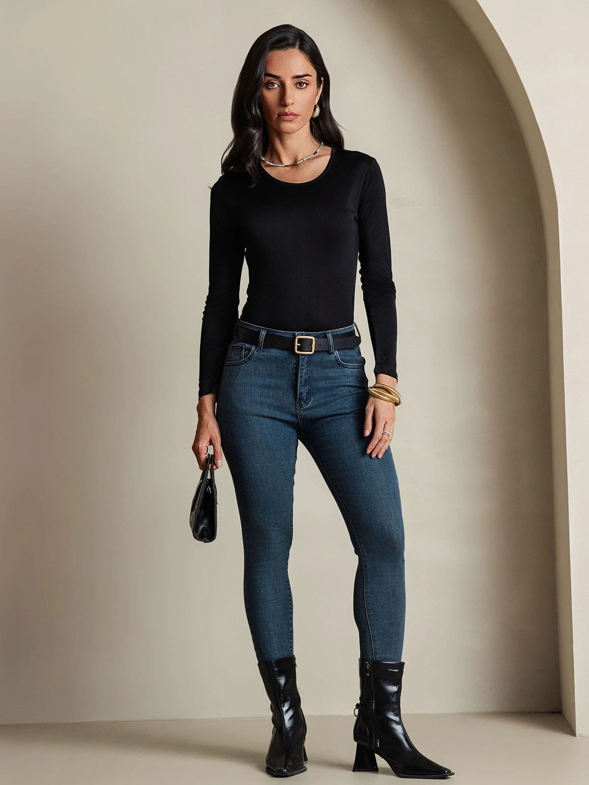 Silk Blend Round Neck Long-Sleeved T-Shirt