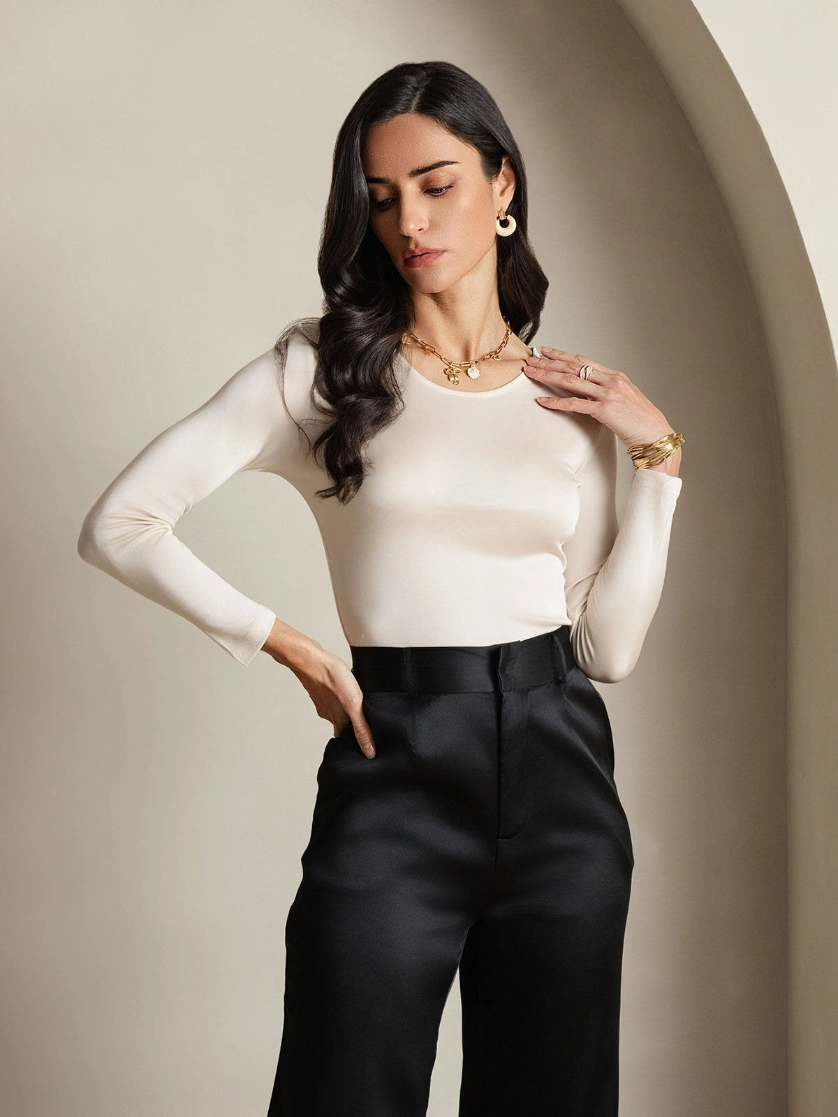 Silk Blend Round Neck Long-Sleeved T-Shirt