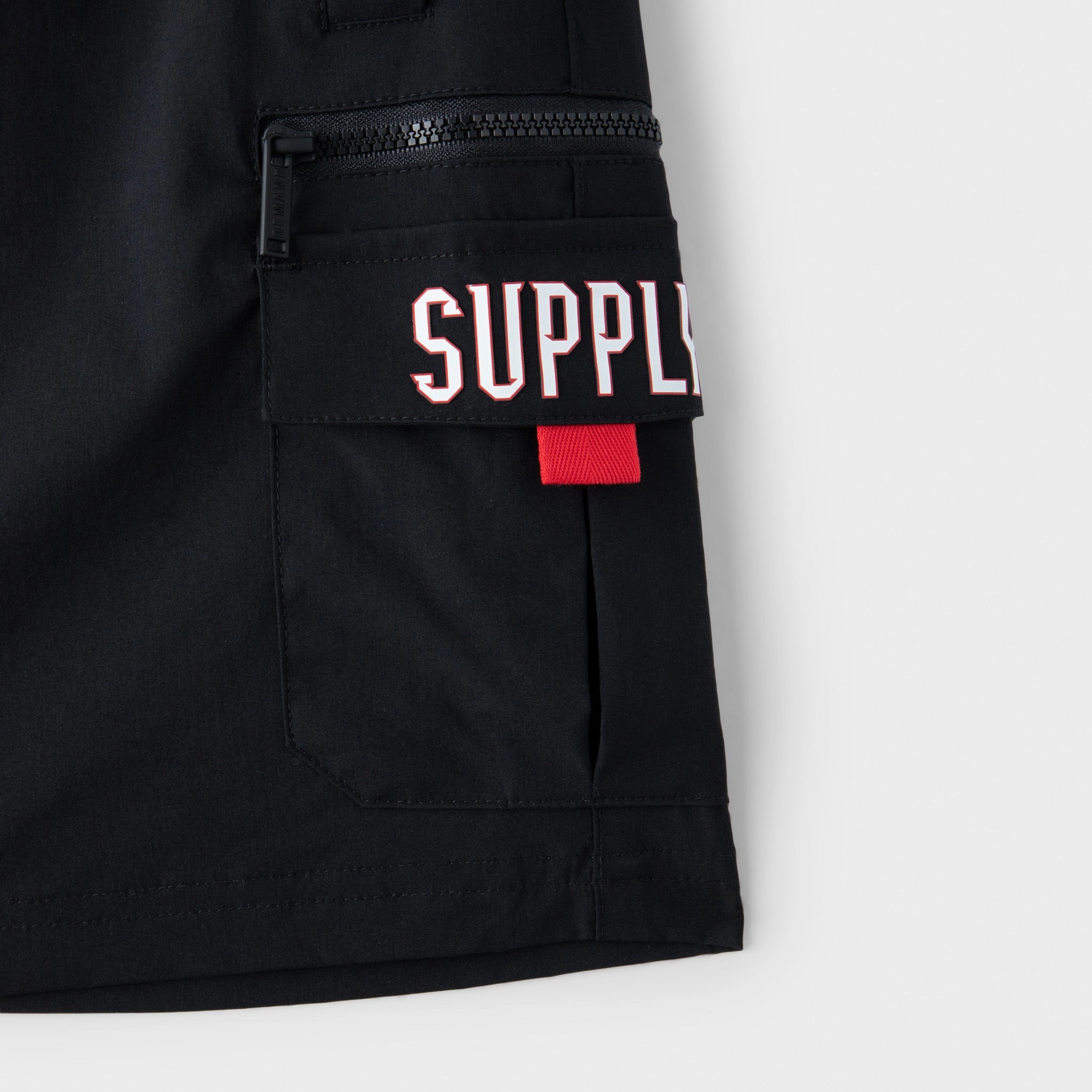 Supply & Demand Junior Boys' Split Woven Shorts / Black