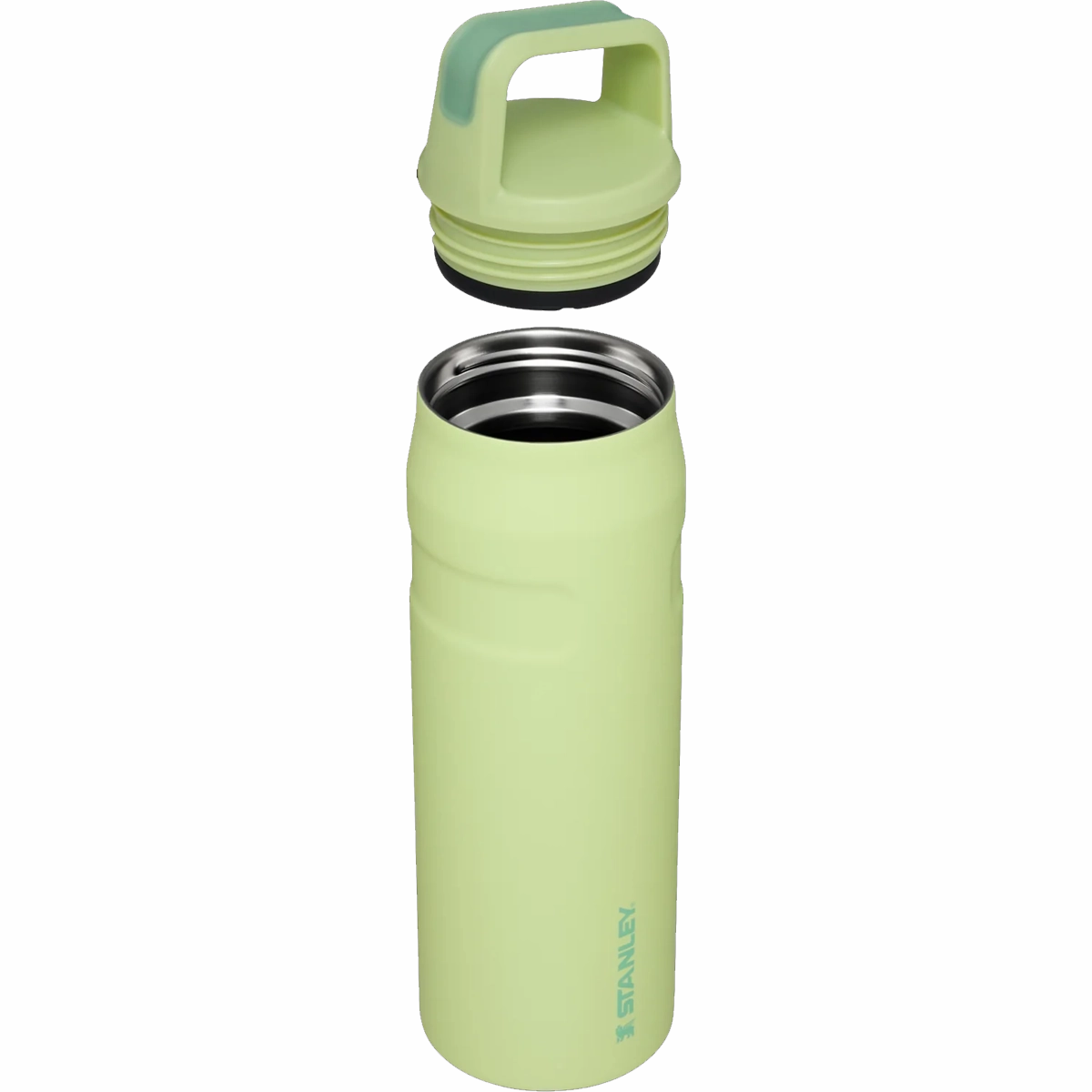 The IceFlow Aerolight Bottle with Cap and Carry Lid 24 oz