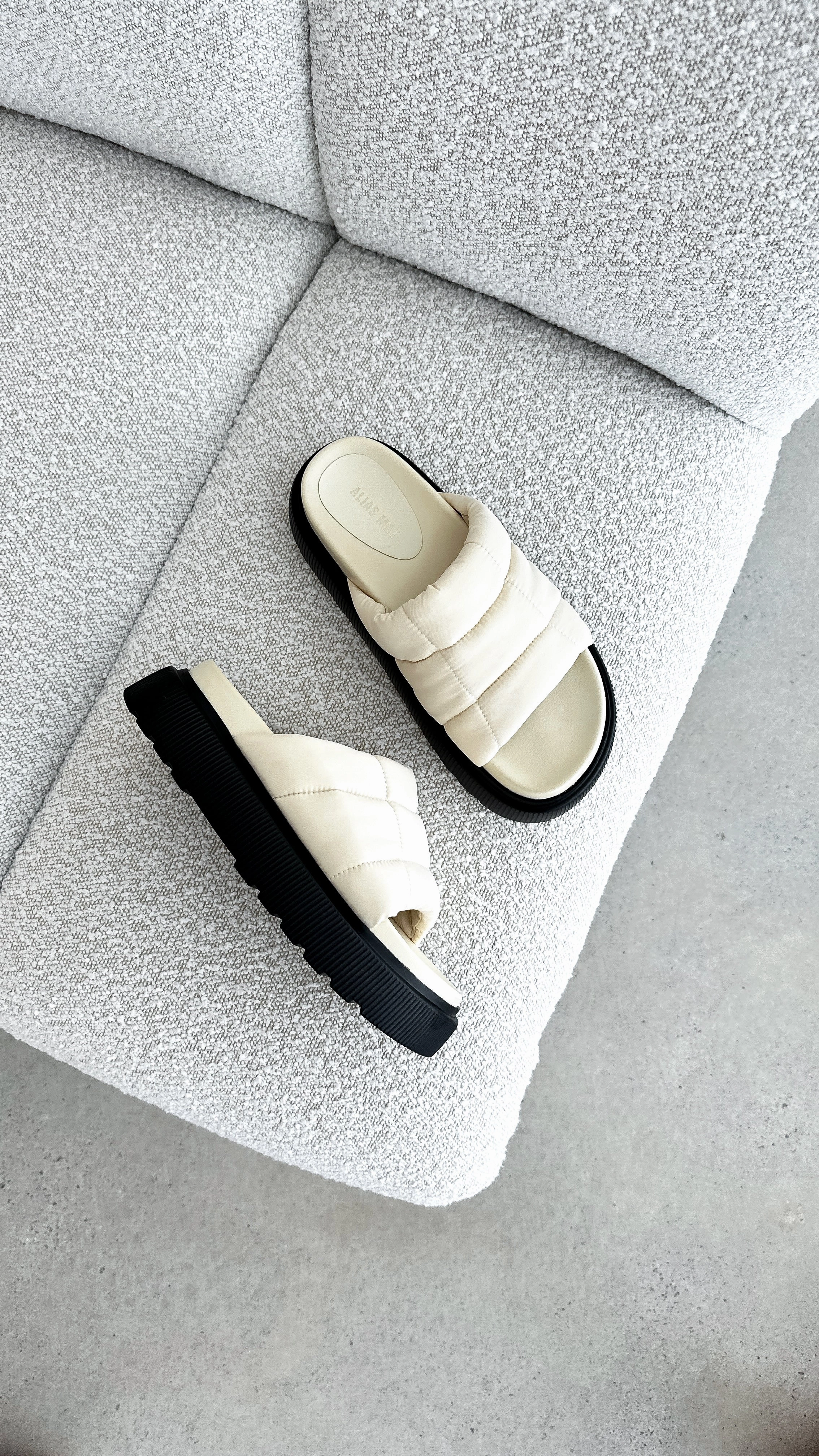 Vivian Slide - Cream
