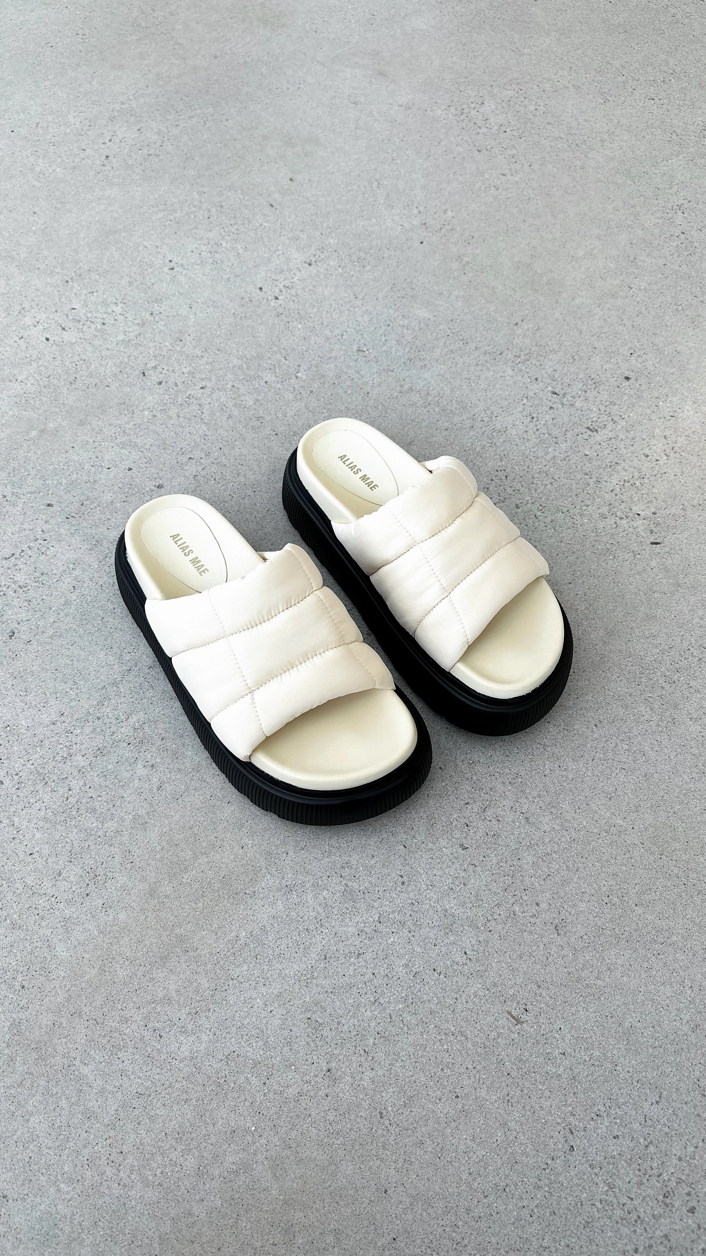 Vivian Slide - Cream